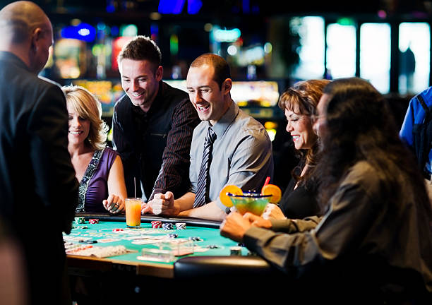 baginda 799 platform interface showing slot games and live-dealer tables
